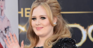 A rajongói alig ismerik meg. Adele még soha nem volt ennyire sovány