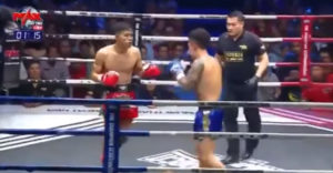 Dupla KO-val nyerte meg a meccsét a thai bokszos. Kiütötte az ellenfelét és a bírót is