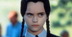 A színésznő, aki Wednesday Addams szerepét játszotta, a napokban ünnepelte 40-dik születésnapját