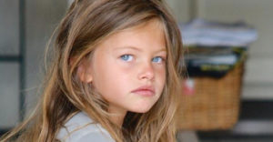 Thylane Blondeau-t 6 évesen a világ legszebb kislányának választották. Mára egy 19 éves fiatal nővé érett