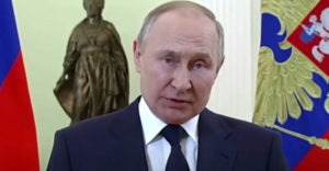 Putyin egy sürgős üzenettel fordult az Ukrajnába kiküldött katonák feleségeihez és édesanyjaihoz.