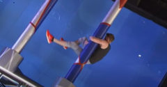 A Ninja Warrior versenyzője egy leküzdhetetlen helyzetből került ki.