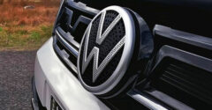 A Volkswagen új logóval állt elő, amelynek célja a vaddal való ütközések megelőzése. Állítólag nem áprilisi tréfa volt