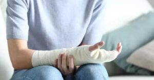 Az emberek egy rendkívüli elmélettel álltak elő azokról az emberekről, akiknek még soha nem tört el egy csontjuk sem