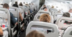 Törökország új intézkedést vezet be. A turisták mostantól pénzbírsággal sújthatók egy gyakori repülés közbeni szokásért