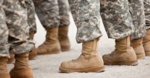 Van ok az aggodalomra? Ez az EURÓPAI ország bevezeti a kötelező sorkatonai szolgálatot