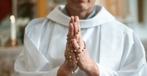 Mit nem kell mondani gyónáskor? Egy pap eloszlatta az EZZEL kapcsolatos kételyeket