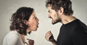 Szerelem a csillagok nyomása alatt: 2026-ban szakítások és válások várnak ezekre a csillagjegyekre