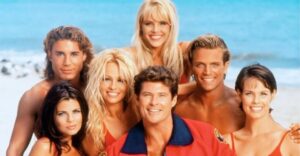 A Baywatch sztárja ismét bilincsben! Megható tett miatt TARTÓZTATTÁK LE
