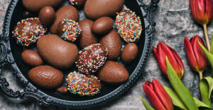 Hogyan eszed a húsvéti csokitojásodat? A pszichológus szerint többet árul el rólad, mint gondolnád