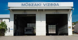 Évenkénti műszaki vizsga a régebbi autókra? Az EU rossz hírekkel szolgál az ilyen autók tulajdonosainak